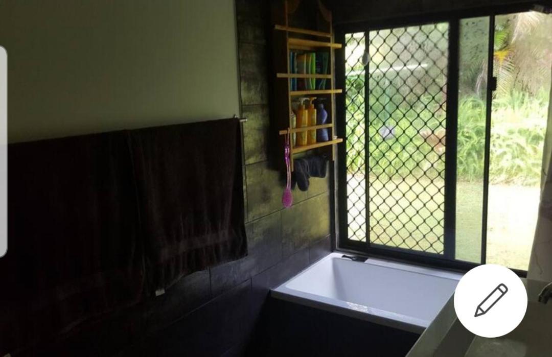 Rustic Retreat Villa Jaggan ภายนอก รูปภาพ